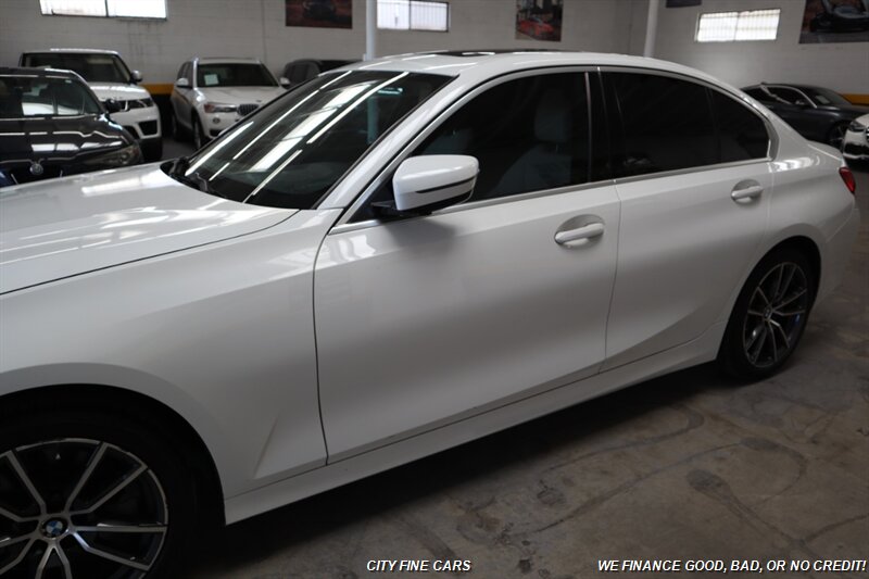 2020 BMW 330i - Photo 4 - Panorama City, CA 91402