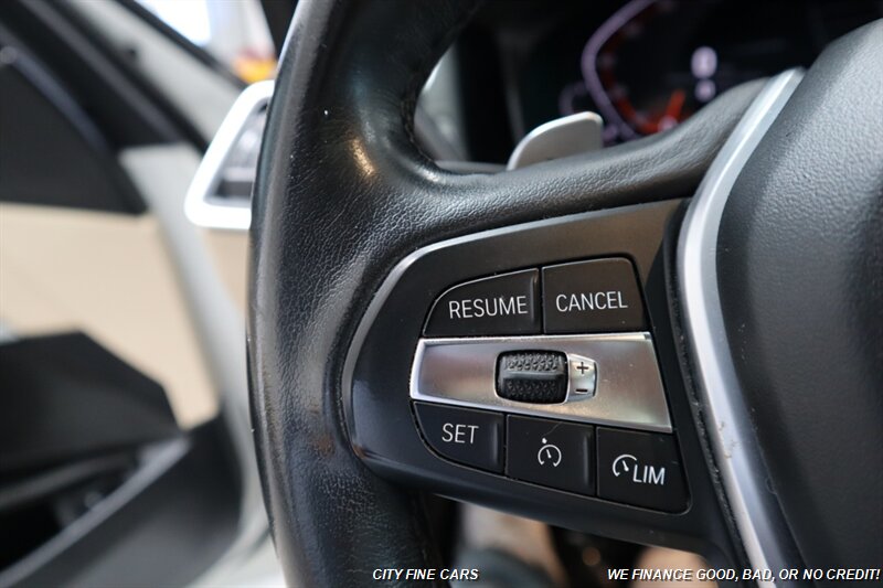 2020 BMW 330i - Photo 16 - Panorama City, CA 91402