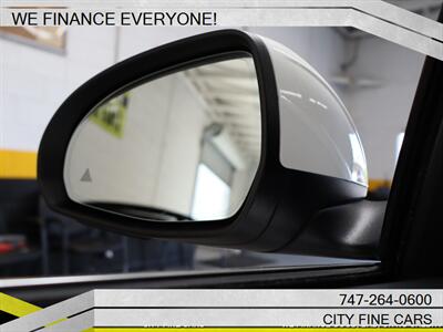 2022 Mercedes-Benz C 300   - Photo 18 - Panorama City, CA 91402