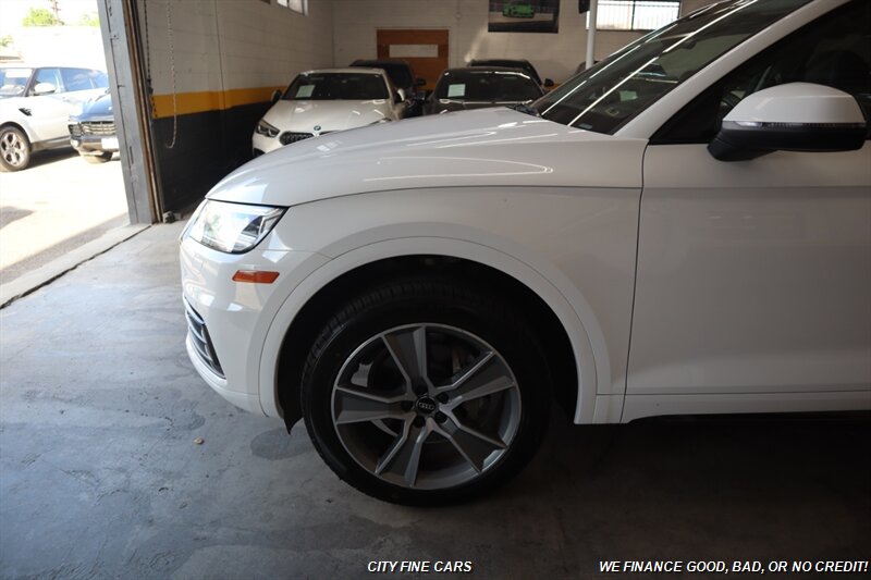 2020 Audi Q5 2.0T quattro Premium - Photo 3 - Panorama City, CA 91402