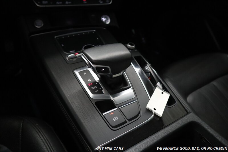 2020 Audi Q5 2.0T quattro Premium - Photo 30 - Panorama City, CA 91402