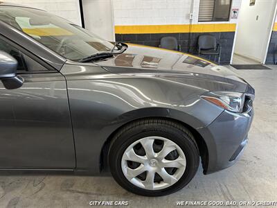 2016 Mazda Mazda3 i Sport   - Photo 12 - Panorama City, CA 91402