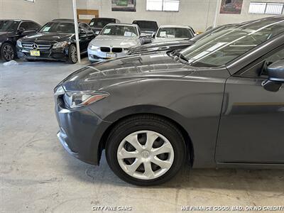 2016 Mazda Mazda3 i Sport   - Photo 3 - Panorama City, CA 91402