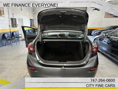 2016 Mazda Mazda3 i Sport   - Photo 26 - Panorama City, CA 91402