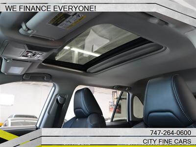 2019 Toyota RAV4 XLE Premium   - Photo 28 - Panorama City, CA 91402