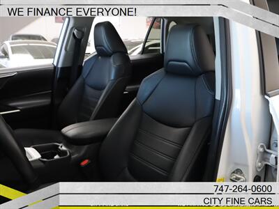 2019 Toyota RAV4 XLE Premium   - Photo 29 - Panorama City, CA 91402