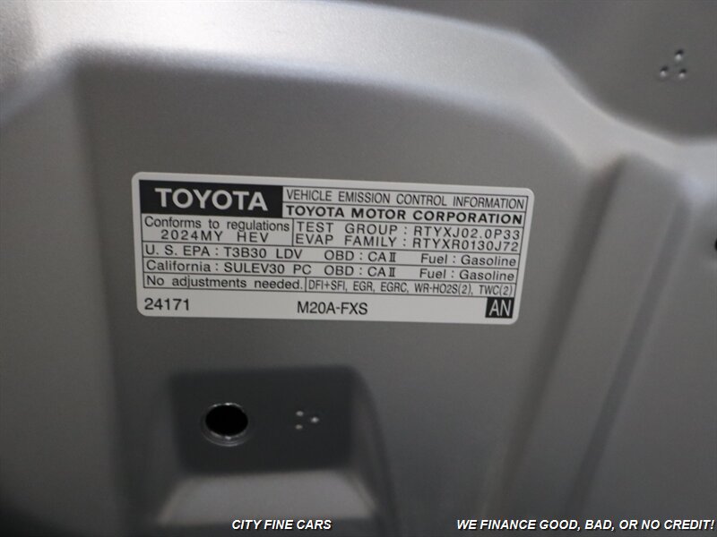 2024 Toyota Prius LE photo 36