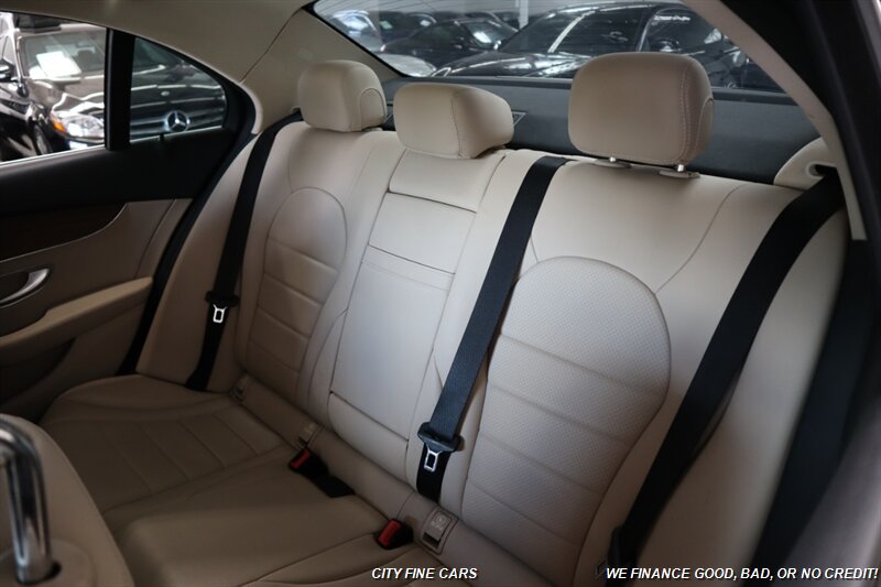 2019 Mercedes-Benz C 300 - Photo 24 - Panorama City, CA 91402