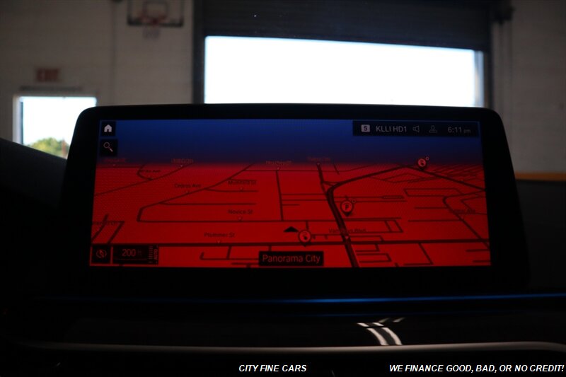 2023 BMW 530e - Photo 15 - Panorama City, CA 91402