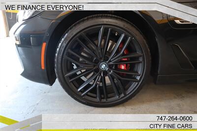 2023 BMW 530e - Photo 4 - Panorama City, CA 91402