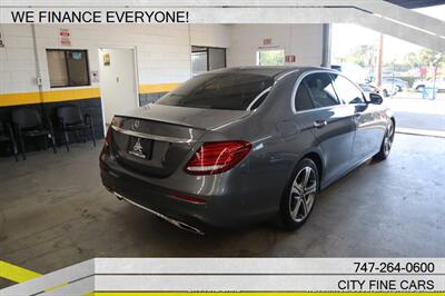 2018 Mercedes-Benz E 300   - Photo 9 - Panorama City, CA 91402