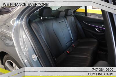 2018 Mercedes-Benz E 300   - Photo 33 - Panorama City, CA 91402