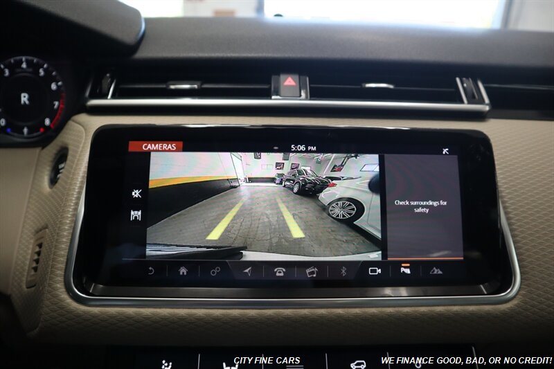 2018 Land Rover Range Rover Velar P250 R-Dynamic SE - Photo 24 - Panorama City, CA 91402