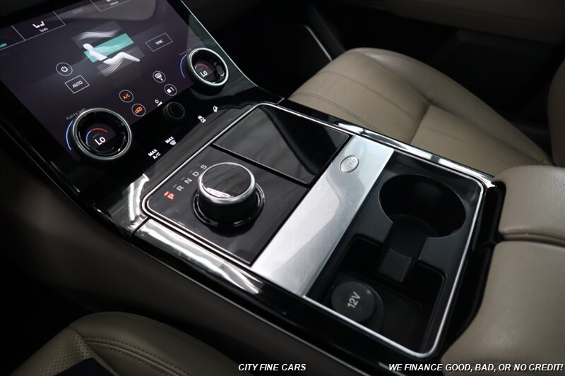 2018 Land Rover Range Rover Velar P250 R-Dynamic SE - Photo 26 - Panorama City, CA 91402
