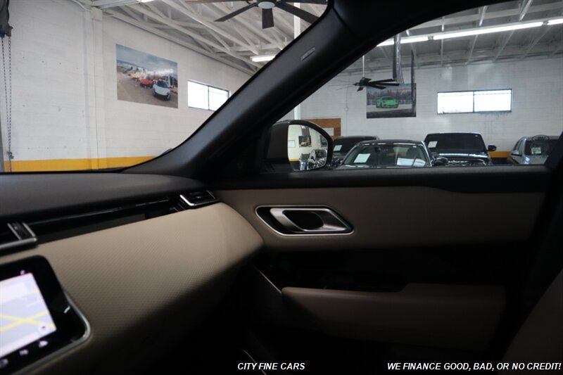 2018 Land Rover Range Rover Velar P250 R-Dynamic SE - Photo 27 - Panorama City, CA 91402