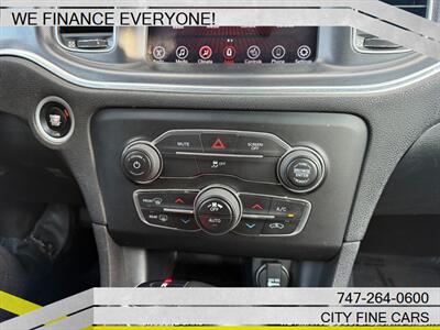 2017 Dodge Charger SXT   - Photo 14 - Panorama City, CA 91402