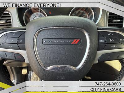 2017 Dodge Charger SXT   - Photo 10 - Panorama City, CA 91402