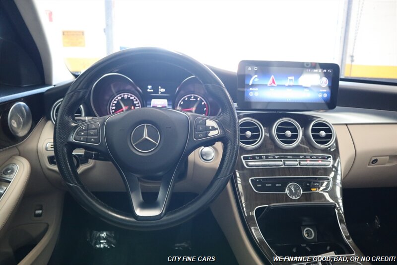 2015 Mercedes-Benz C 300 4MATIC - Photo 15 - Panorama City, CA 91402