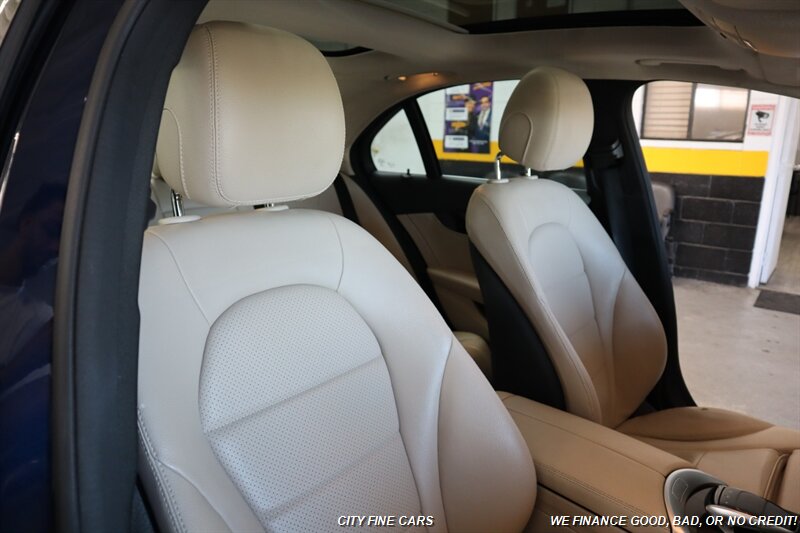 2015 Mercedes-Benz C 300 4MATIC - Photo 30 - Panorama City, CA 91402