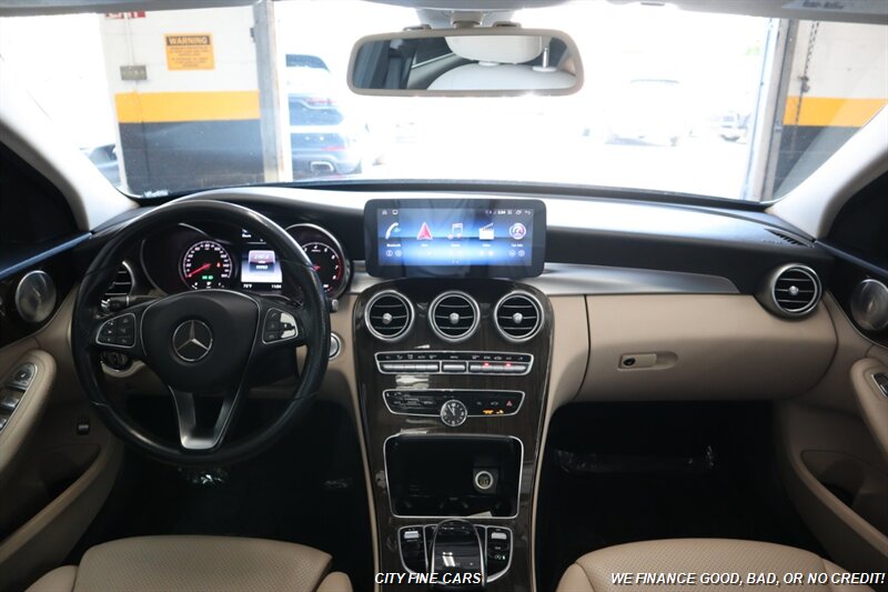 2015 Mercedes-Benz C 300 4MATIC - Photo 13 - Panorama City, CA 91402