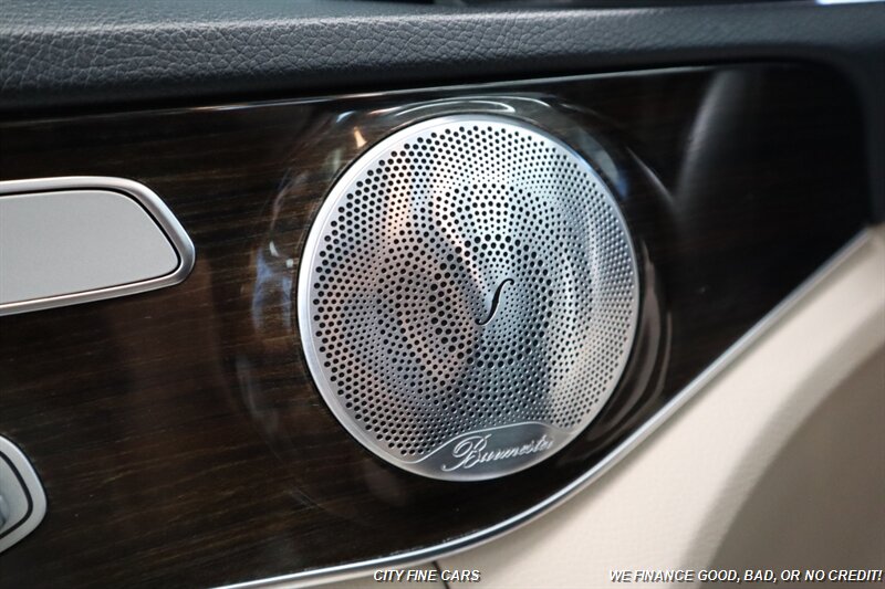2015 Mercedes-Benz C 300 4MATIC - Photo 24 - Panorama City, CA 91402