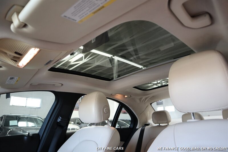 2015 Mercedes-Benz C 300 4MATIC - Photo 25 - Panorama City, CA 91402