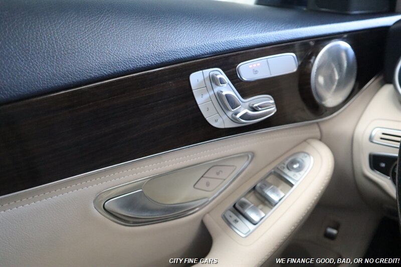 2015 Mercedes-Benz C 300 4MATIC - Photo 23 - Panorama City, CA 91402