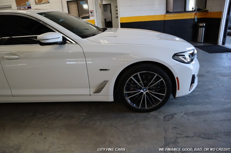2023 BMW 5 Series 530e - Photo 12 - Panorama City, CA 91402