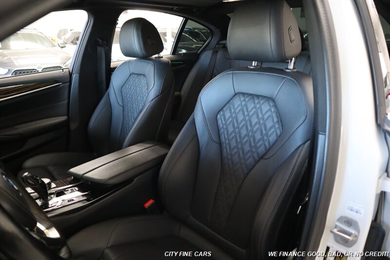 2023 BMW 5 Series 530e - Photo 24 - Panorama City, CA 91402