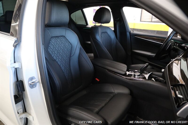2023 BMW 5 Series 530e - Photo 29 - Panorama City, CA 91402