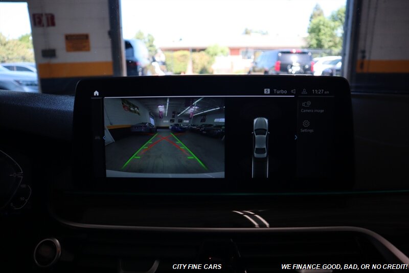 2023 BMW 5 Series 530e - Photo 18 - Panorama City, CA 91402