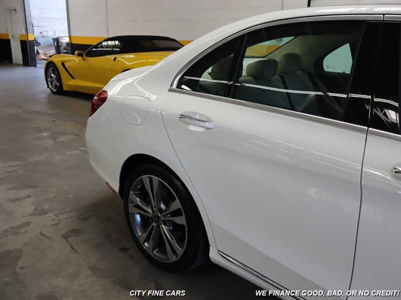 2018 Mercedes Benz C 350e photo 9