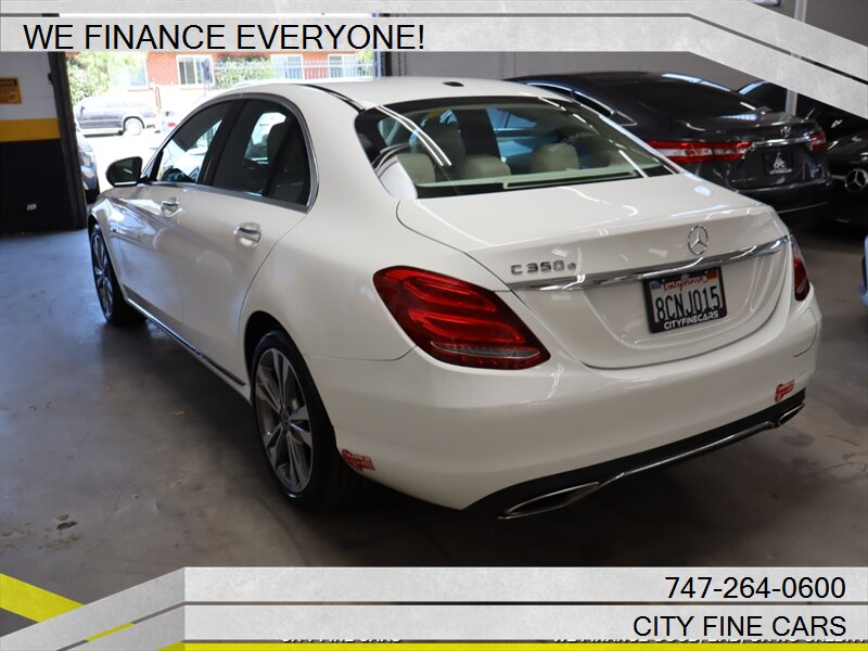 2018 Mercedes Benz C 350e photo 39