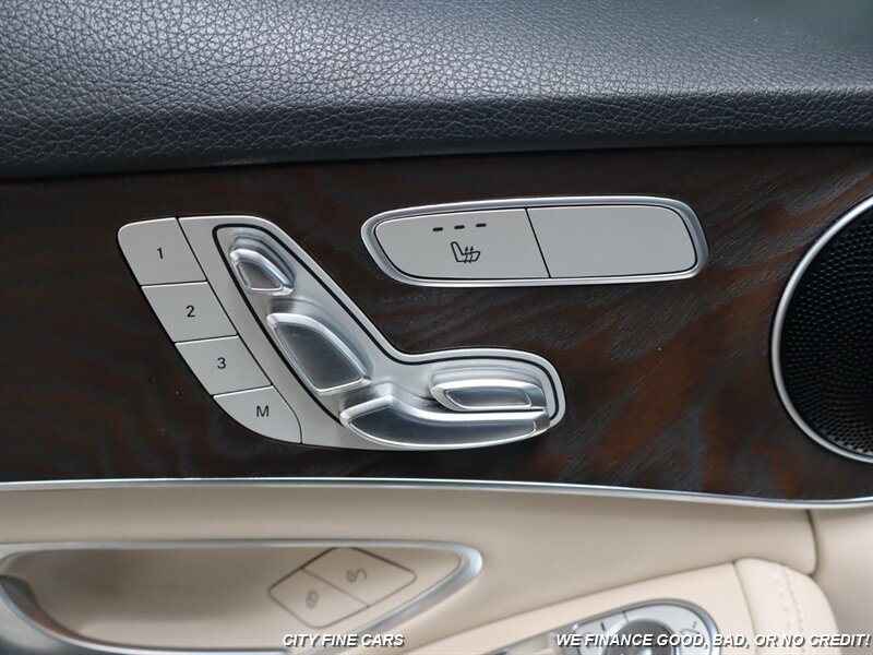 2018 Mercedes Benz C 350e photo 16