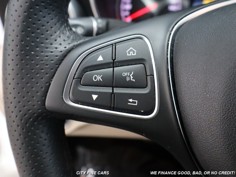2018 Mercedes Benz C 350e photo 19