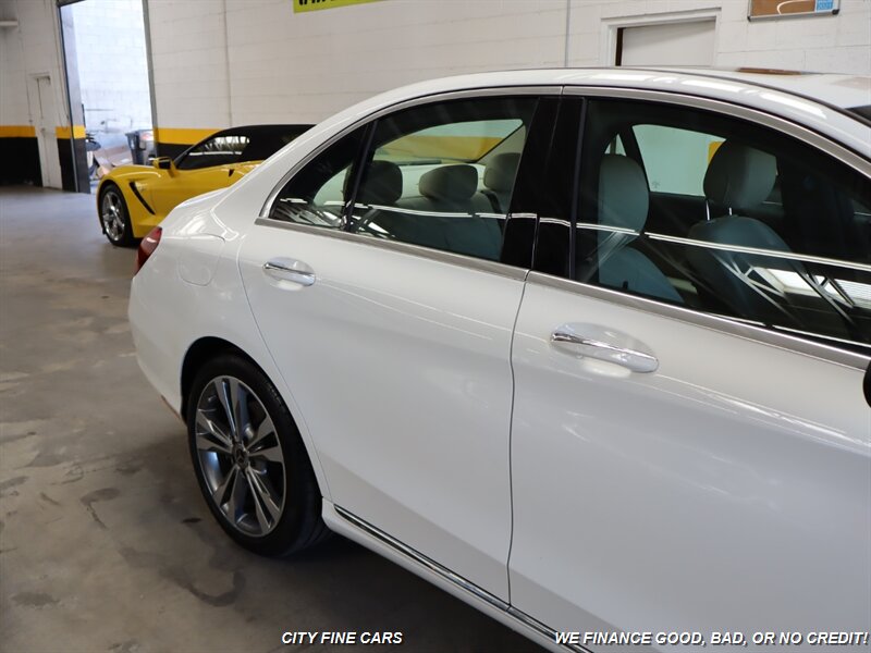 2018 Mercedes Benz C 350e photo 10
