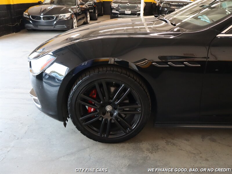 2017 Maserati Ghibli   - Photo 3 - Panorama City, CA 91402