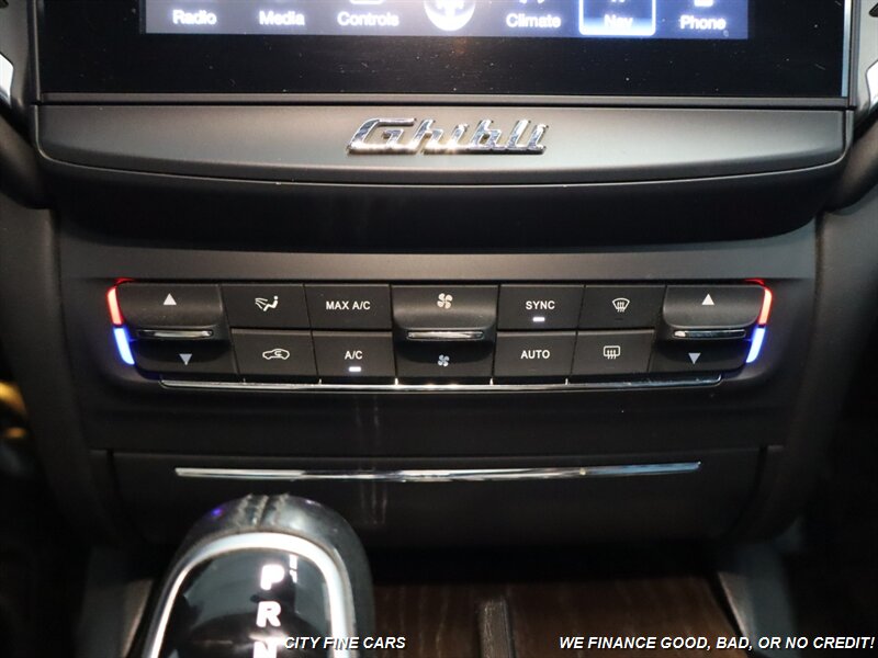 2017 Maserati Ghibli   - Photo 24 - Panorama City, CA 91402