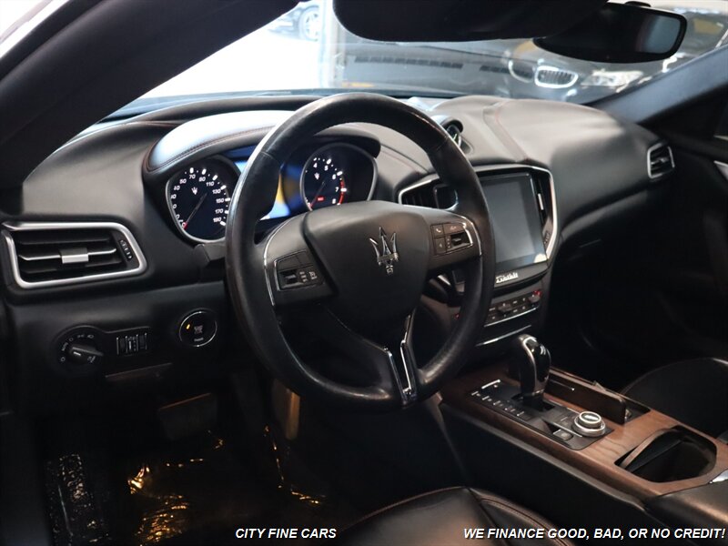 2017 Maserati Ghibli   - Photo 15 - Panorama City, CA 91402