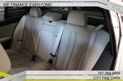 2021 BMW 530i   - Photo 29 - Panorama City, CA 91402