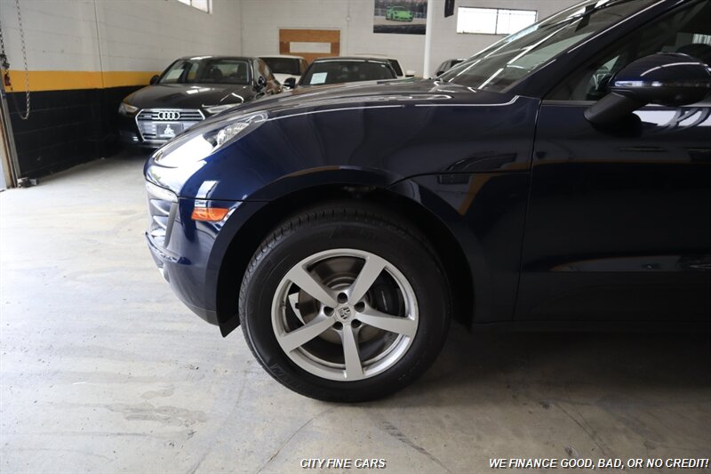 2018 Porsche Macan - Photo 3 - Panorama City, CA 91402