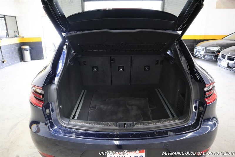 2018 Porsche Macan - Photo 30 - Panorama City, CA 91402