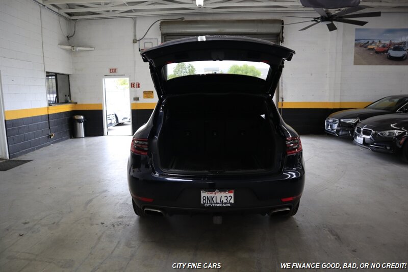 2018 Porsche Macan - Photo 31 - Panorama City, CA 91402