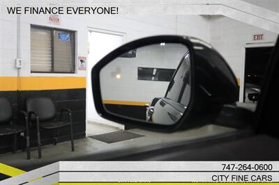 2019 Land Rover Range Rover Evoque Landmark Edition   - Photo 22 - Panorama City, CA 91402