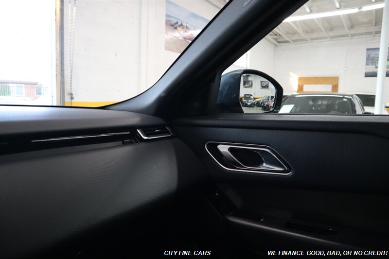 2018 Land Rover Range Rover Velar P250 S - Photo 23 - Panorama City, CA 91402