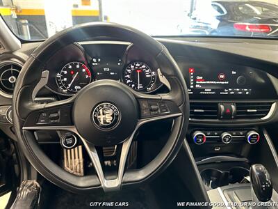 2017 Alfa Romeo Giulia   - Photo 14 - Panorama City, CA 91402