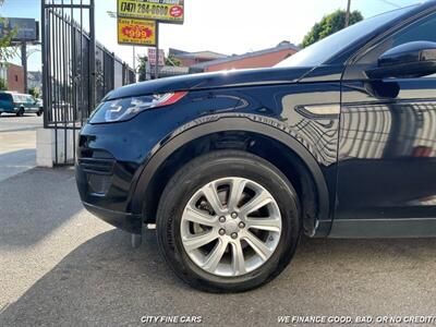 2018 Land Rover Discovery Sport SE   - Photo 3 - Panorama City, CA 91402