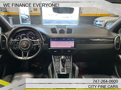 2019 Porsche Cayenne   - Photo 16 - Panorama City, CA 91402