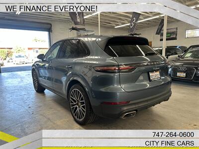 2019 Porsche Cayenne   - Photo 7 - Panorama City, CA 91402