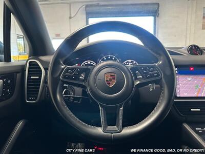 2019 Porsche Cayenne   - Photo 19 - Panorama City, CA 91402